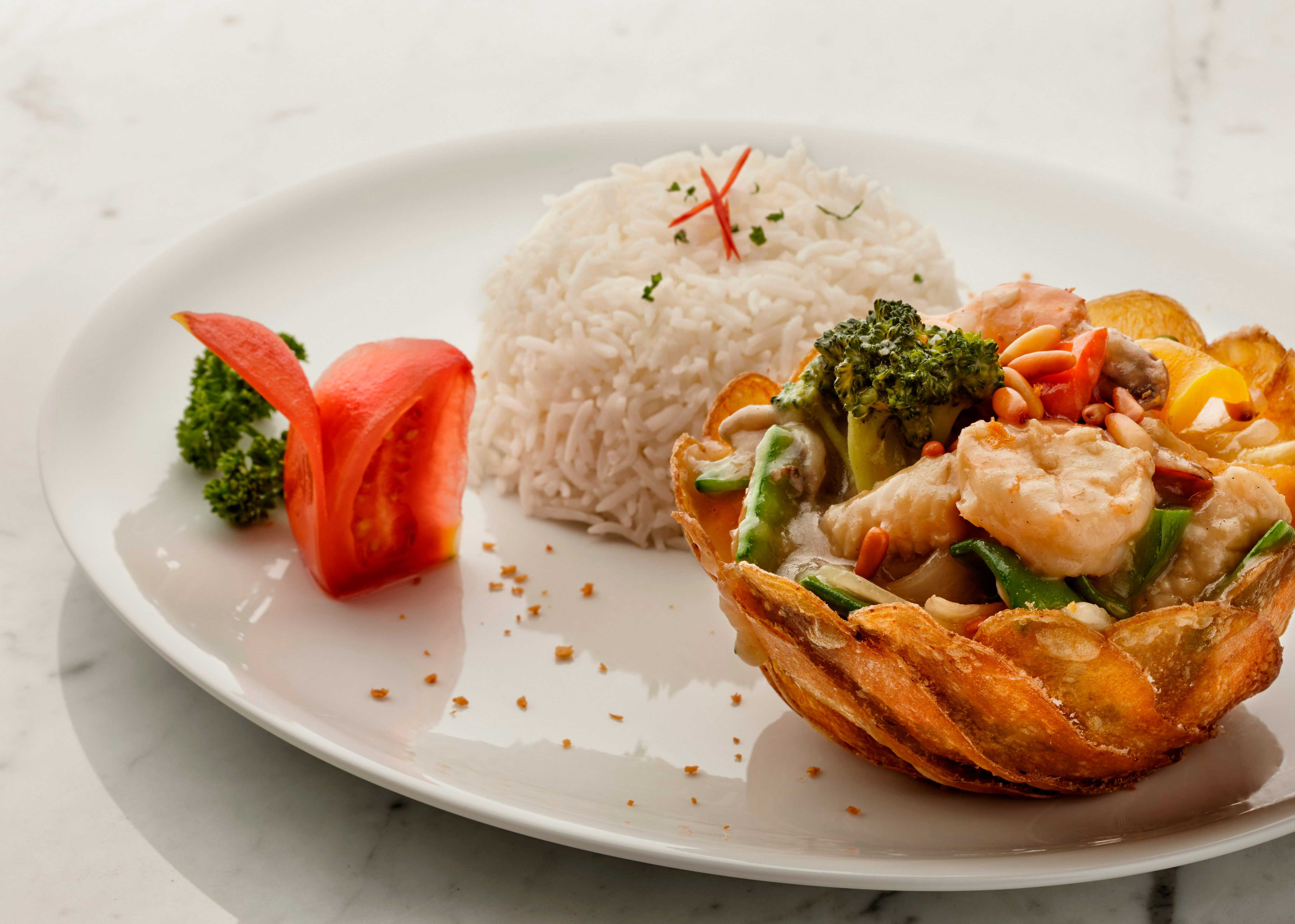 gegrilde groente bowl met scampi